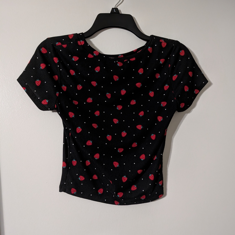 Strawberry Print Black Crop Top